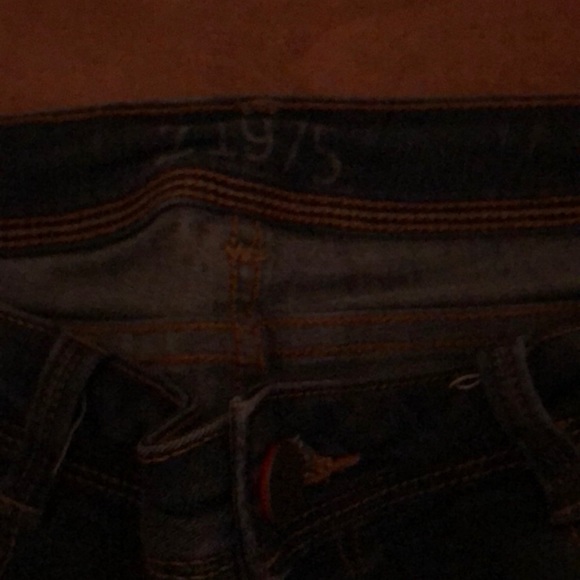 Jeans - Picture 3 of 4